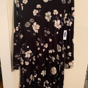 Old Navy Black Flower Dress, NWT